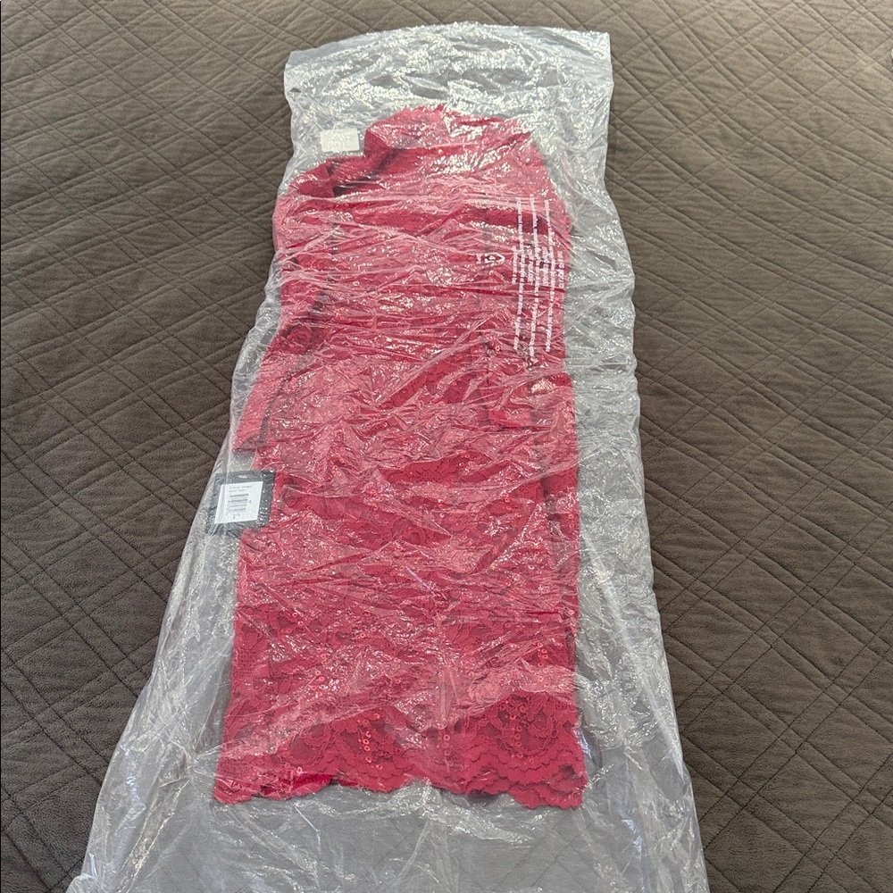 Marina Red Lace Sequin Dress size 8 -NWT - Picture 12 of 17